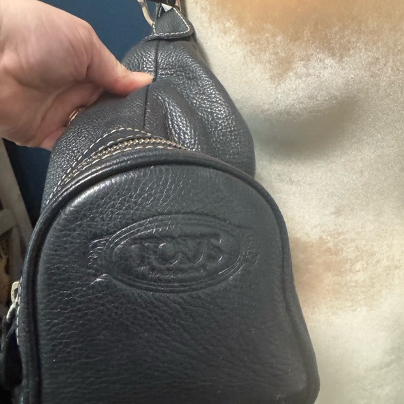 Tods Black Leather Hobo Shoulder Bag - Picture 5 of 10